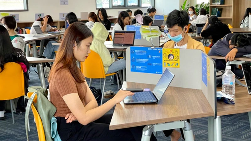 Sinh viên thời AI: Học gì, học thế nào để không tụt hậu?
