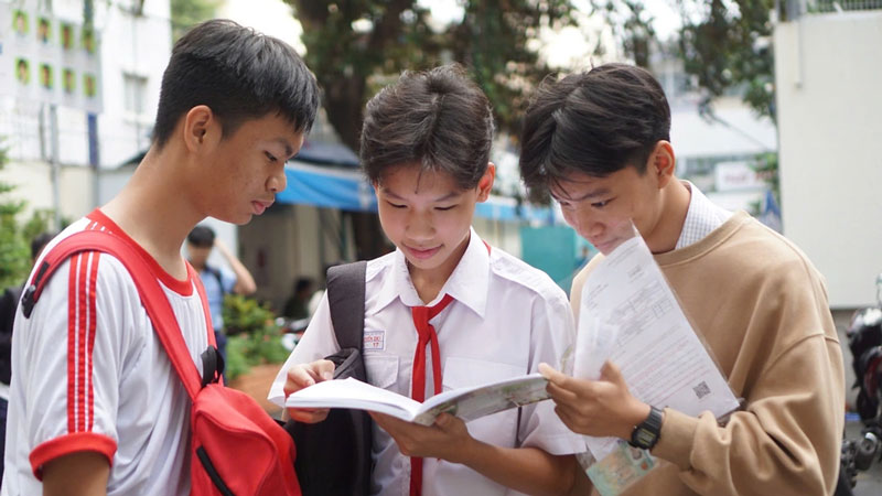 TPHCM: Thí sinh bắt đầu cuộc đua vào lớp 10, tỷ lệ chọi 1/6