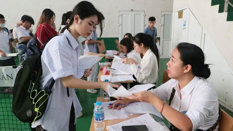 Trường ĐH Y dược Hà Nội thêm 2 tổ hợp mới, vẫn xét chứng chỉ IELTS