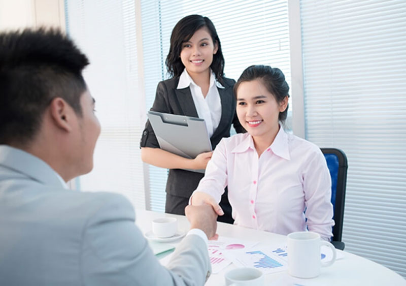 Tuyển dụng nhân viên kinh doanh – Cơ hội vàng phát triển nghề nghiệp bền vững 2025