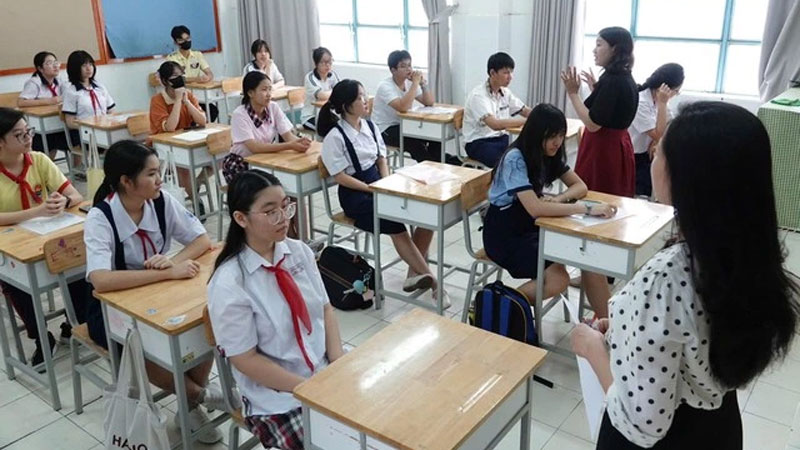Chấm thi lớp 10 TP.HCM: Đã có điểm 10 môn toán, tiếng Anh