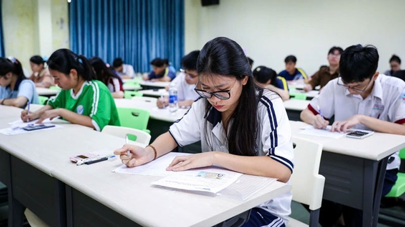 Tuyển sinh ĐH 2025: Lưu ý tránh nhầm lẫn tên chương trình