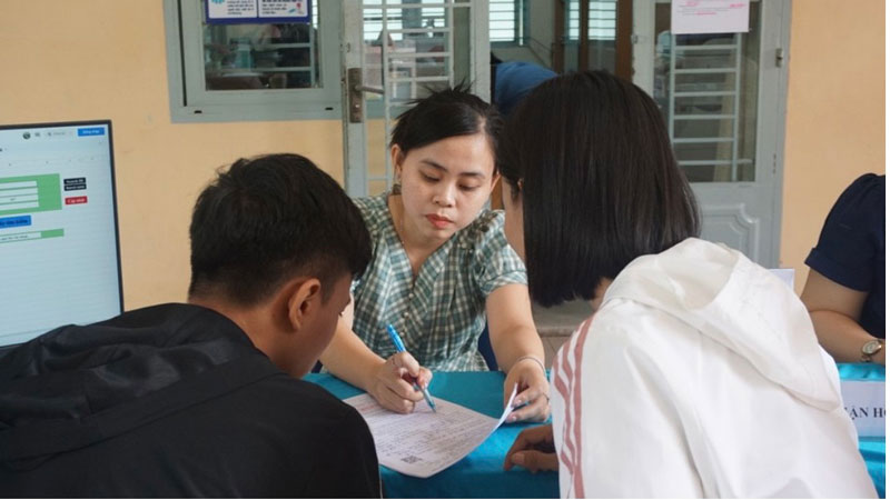Trường tư chật vật tuyển sinh vào lớp 10