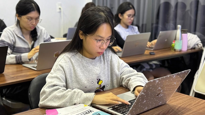 IELTS tăng nhiệt sau kỳ thi tốt nghiệp THPT