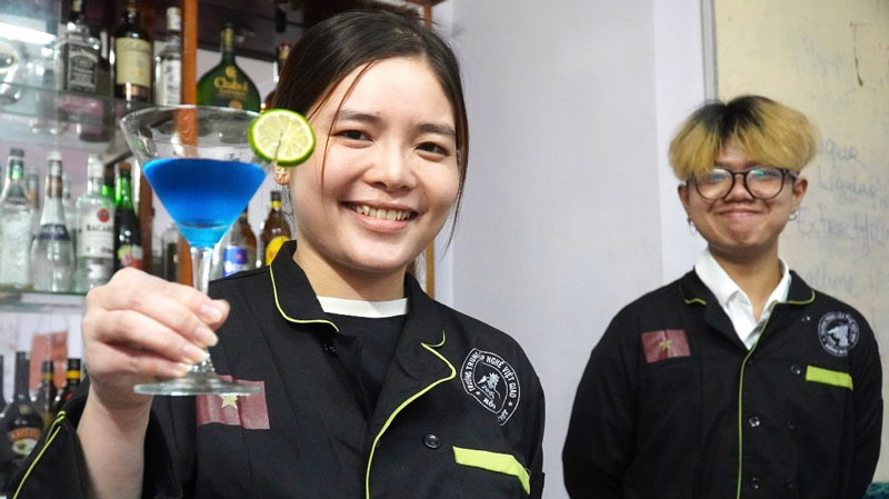 Học nghề ngắn hạn bội thu ở nhiều ngành hot