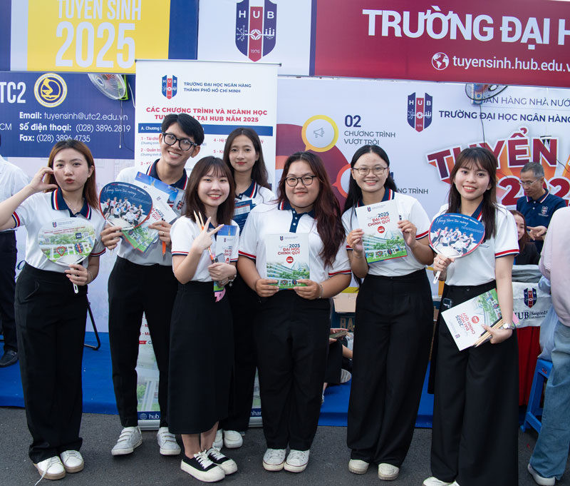 Trường ĐH Ngân hàng TP.HCM lấy điểm sàn từ 18