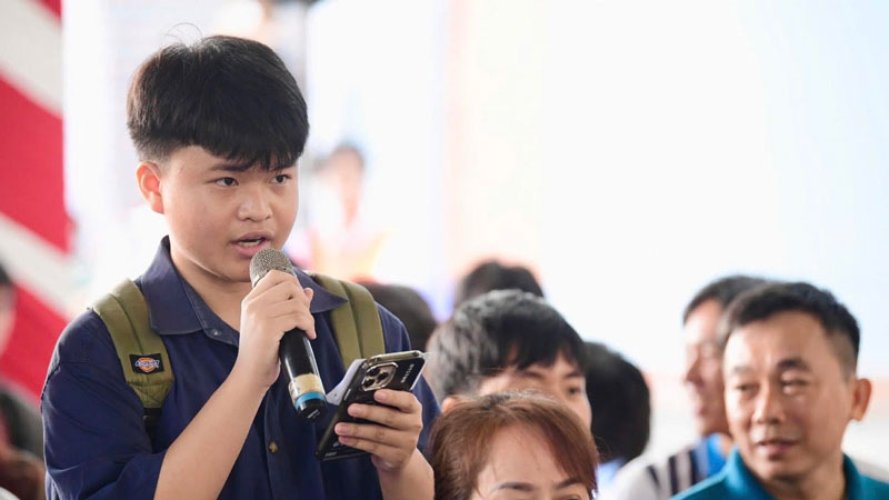 Xét tuyển đại học: Hoang mang, rối bời vì quy đổi điểm