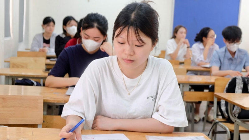 Hơn 310.000 thí sinh bỏ xét tuyển đại học
