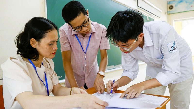 Thí sinh đủ điểm chuẩn vẫn trượt đại học vì không đáp ứng tiêu chí phụ