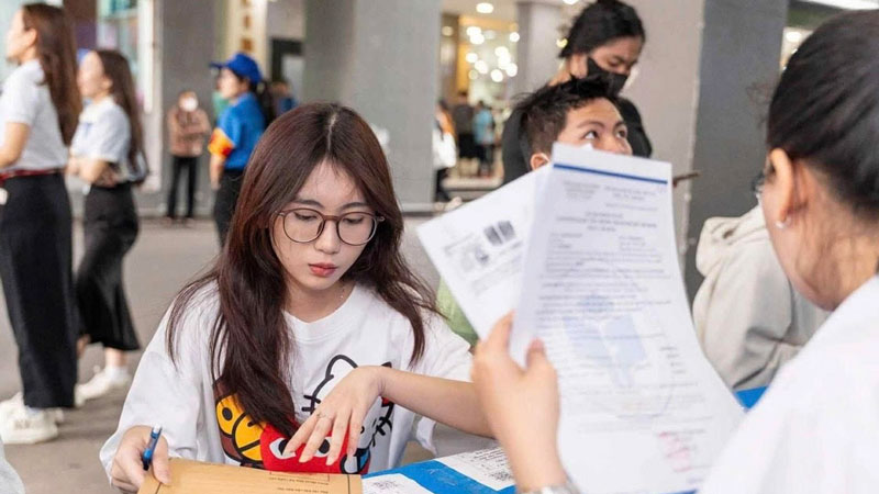 Chưa tới hạn quy định, hàng loạt trường đại học đã xét tuyển bổ sung