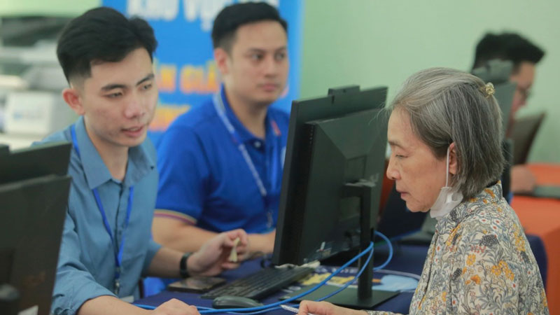 Người phụ nữ trở thành sinh viên năm nhất ở tuổi 62 với lý do bất ngờ