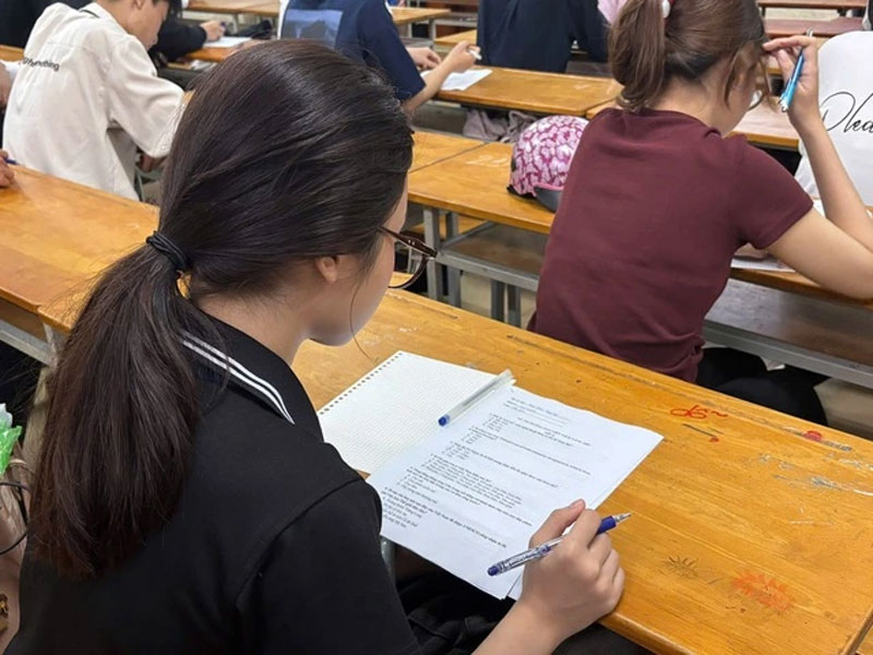 Nhiều sinh viên vẫn chật vật với tiếng Anh
