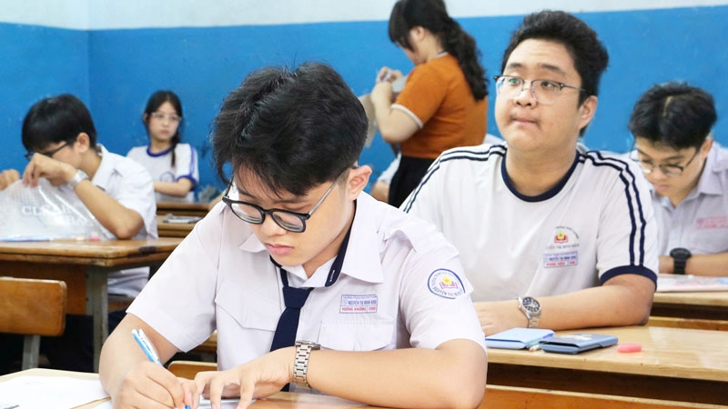 Xét tuyển đại học bằng học bạ: Không nên quy định cứng nhắc