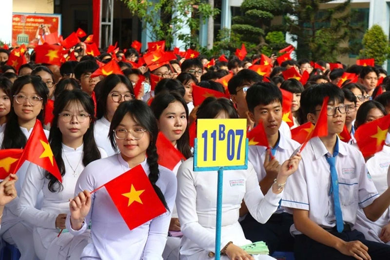 Thi tốt nghiệp THPT trên máy tính: Học sinh, phụ huynh lo nhất điều gì?