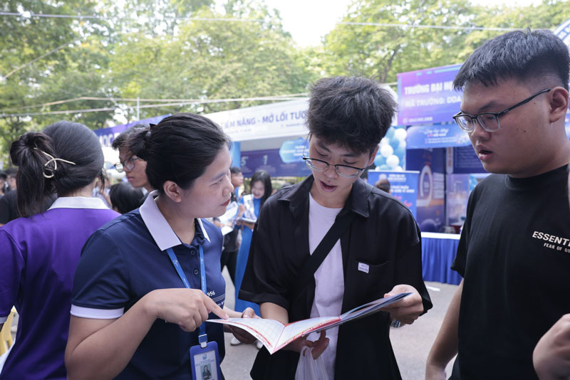 Trường đại học có thể bị giải thể