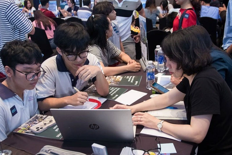 New Zealand từ chối hơn 1/3 đơn xin visa du học của người Việt ở hai nhóm