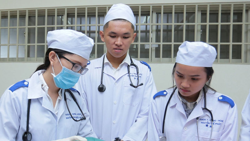 Bộ GD-ĐT yêu cầu siết tuyển sinh, thúc đẩy chất lượng đào tạo