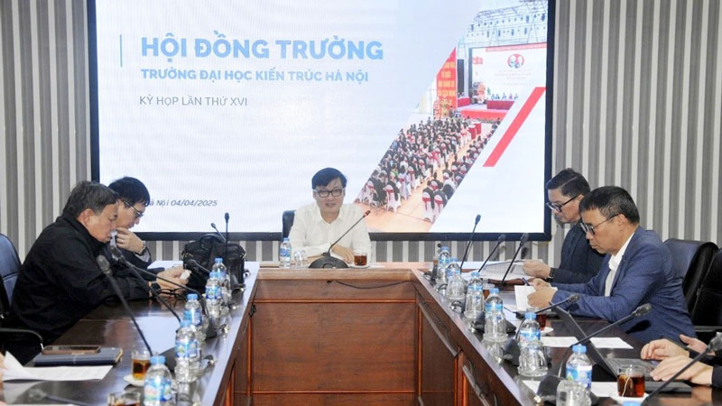 Bỏ hội đồng trường: Quyền lực thuộc về ai?