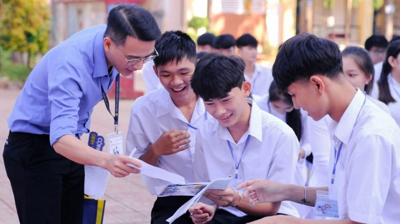Tuyển sinh đại học 2026: Trường công bố sớm, thí sinh chủ động