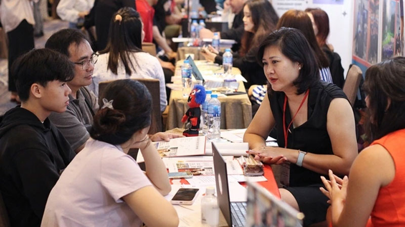 Canada muốn cắt giảm 49% giấy phép du học vào năm tới, duy trì đến 2028