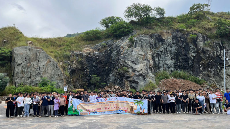 Hành trình thực địa môn Khoa học Trái đất: trải nghiệm mở mang tầm nhìn và kết nối tri thức với thế giới tự nhiên
