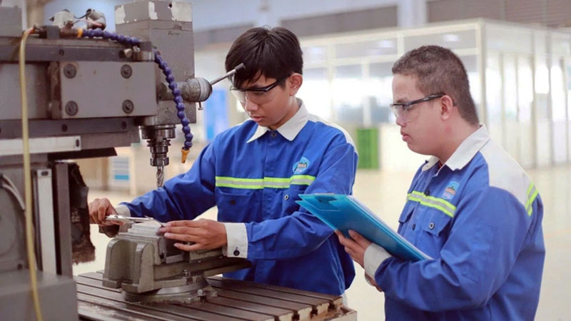 Đỏ mắt tìm lao động tay nghề cao