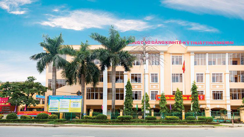 Trường Cao đẳng Kinh tế - Kỹ thuật Thương mại tuyển sinh bậc Cao đẳng năm 2025