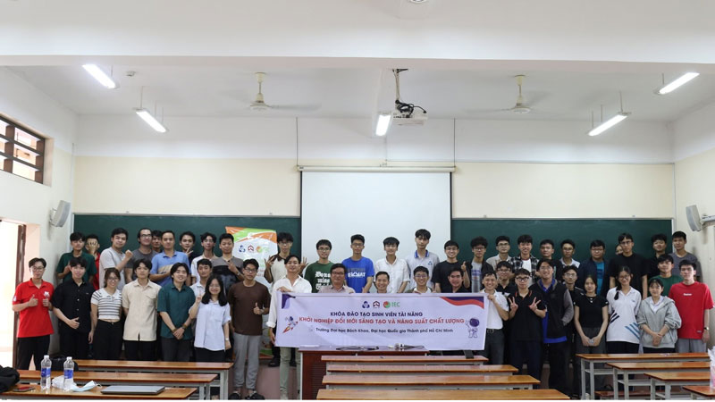 Dạy khởi nghiệp đổi mới sáng tạo: Hành trình nuôi dưỡng tư duy tạo giá trị