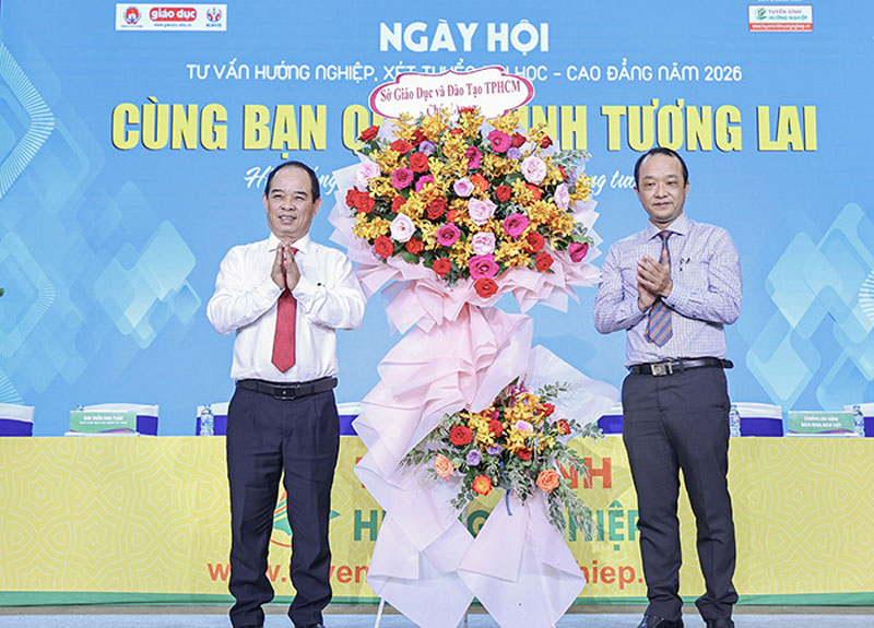 Hơn 10 ngàn học sinh được tư vấn nghề nghiệp tại Ngày hội Cùng bạn quyết định tương lai 2026