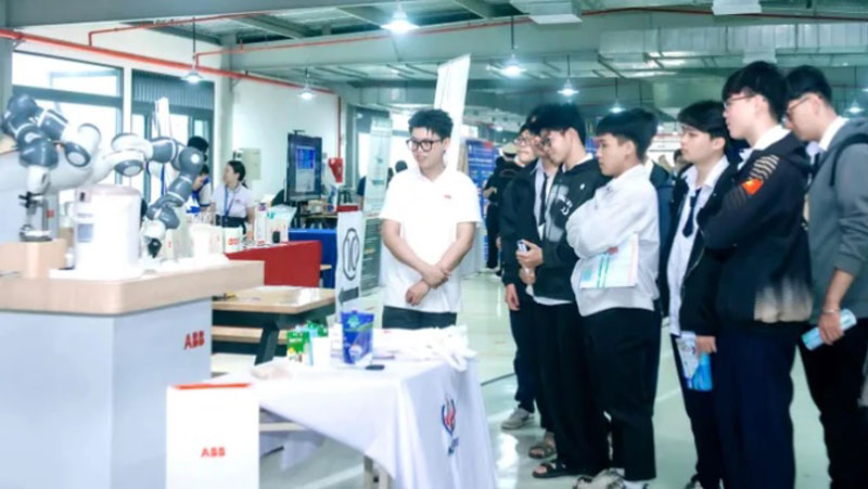 Tuyển sinh đại học năm 2026: Nở rộ phương thức xét tuyển kết hợp