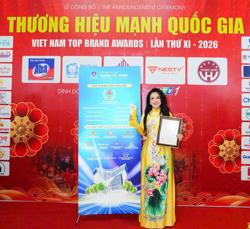 PGS.TS Nguyễn Lan Phương – Phó HT Trường ĐH Nguyễn Tất Thành được vinh danh Nhà lãnh đạo doanh nghiệp giỏi năm 2026