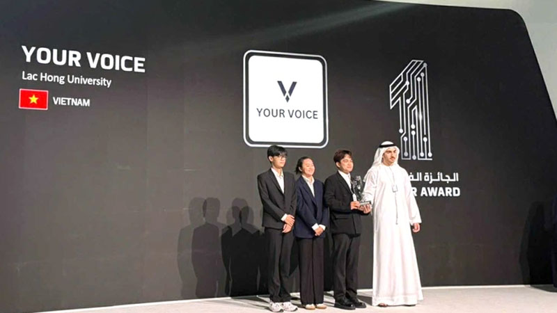Sinh viên Trường đại học Lạc Hồng vượt 5.000 dự án, giành giải bạc GovTech toàn cầu tại Dubai
