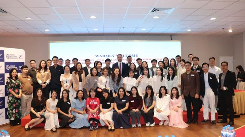 Nhiều học bổng du học châu Âu, châu Á, châu Đại Dương miễn phí cho người Việt