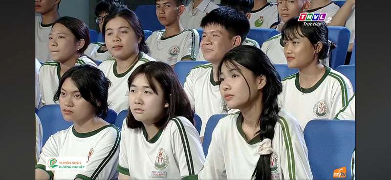 Ngành Trung Quốc học và Ngôn ngữ Trung Quốc có gì khác nhau? Học ngành nào có lợi thế hơn trong tương lai?