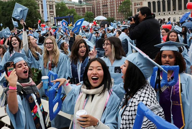 Xin visa du học lưu ý gì khi Mỹ rà soát hồ sơ mạng xã hội?