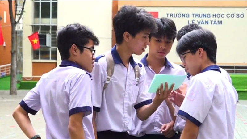 Bộ GD-ĐT đề nghị TP.HCM chọn bài thi tổ hợp cho kỳ thi tuyển sinh lớp 10 năm 2027