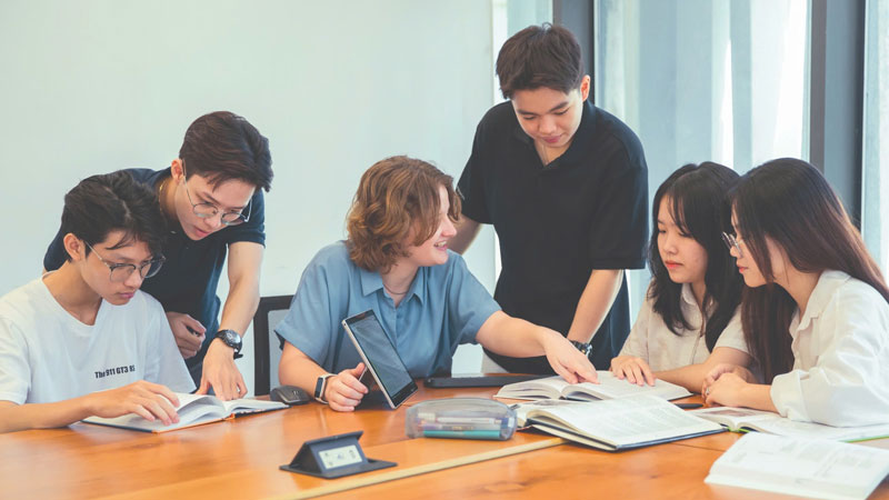 Bốn cơ sở đại học nào được Bộ GD-ĐT chọn đầu tư phát triển đạt chuẩn hàng đầu châu Á?