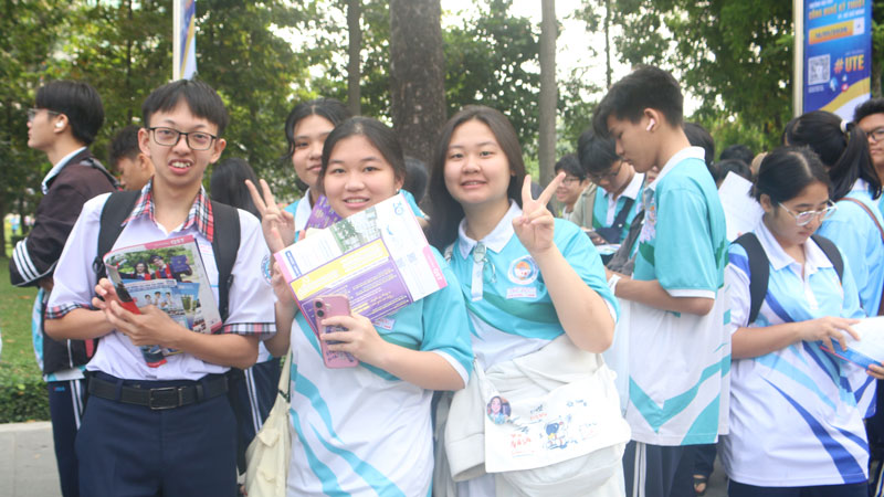 TP.HCM hoàn tất kỳ thi lớp 10, sẵn sàng bước vào kỳ thi tốt nghiệp THPT 2026 lớn nhất cả nước