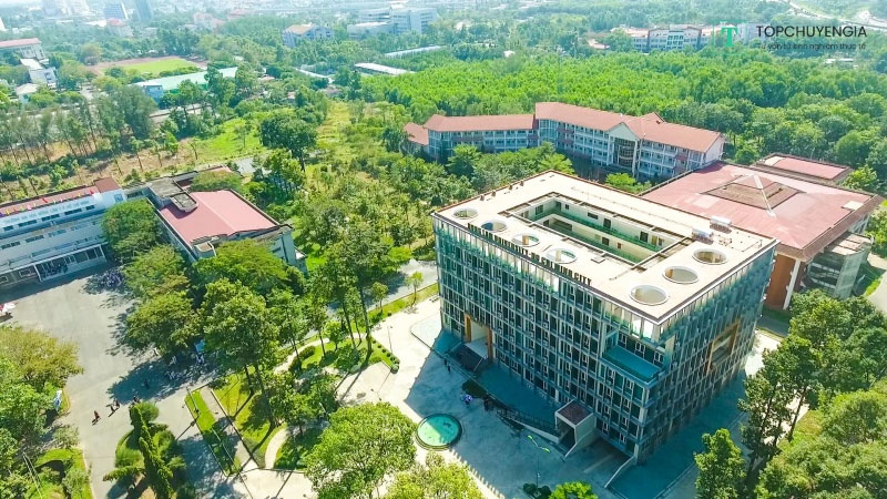Điểm sàn xét tuyển năm 2026 Trường ĐH Nông Lâm TP.HCM từ 16