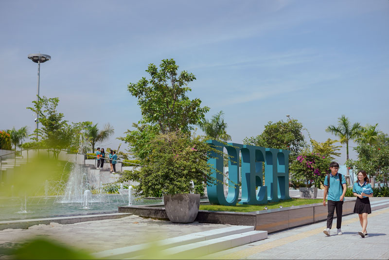 Đại học Kinh tế TP.HCM (UEH) công bố điểm sàn xét tuyển 2026 và ra mắt công cụ tính điểm trực tuyến hỗ trợ thí sinh