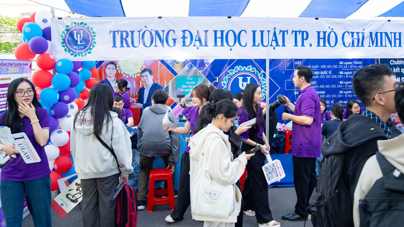 Trường ĐH Luật TP.HCM công bố điểm sàn từ 16 - 20 điểm, ngành luật cao nhất