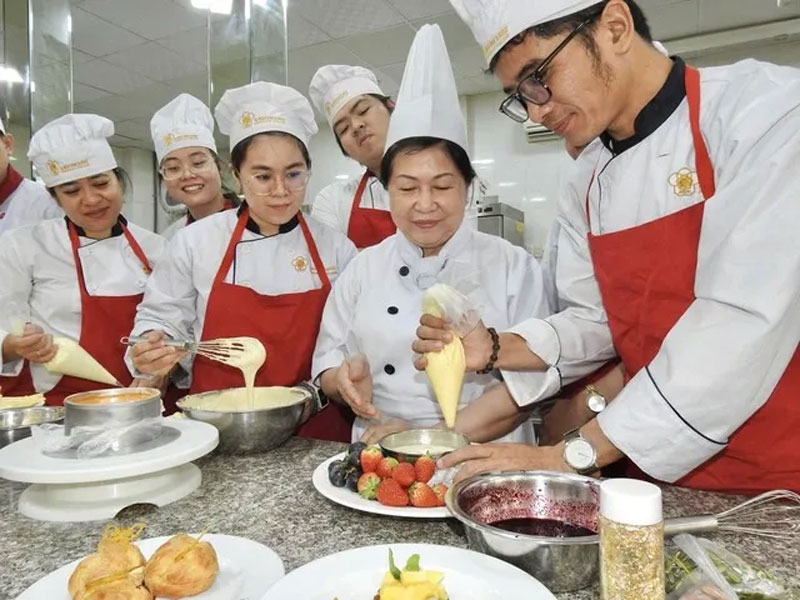 Gia tăng học sinh chọn học nghề sau lớp 9