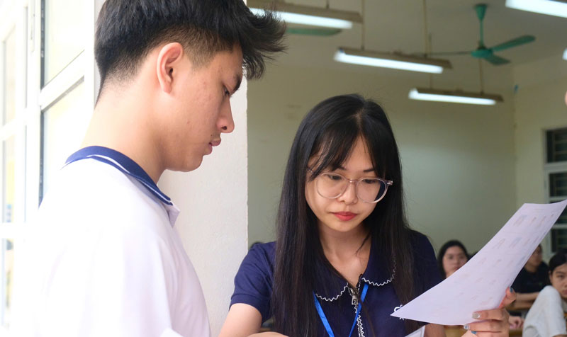 Trường đại học Hà Nội loại bỏ hồ sơ thí sinh có IELTS nhưng bỏ thi tốt nghiệp tiếng Anh