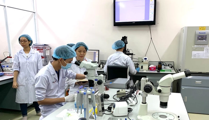 Học tiến sĩ toàn thời gian, phải có lương thỏa đáng chứ sống bằng gì?