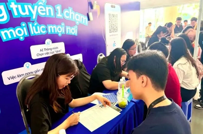 Những ngành nào đang dẫn dắt nhu cầu tuyển dụng?