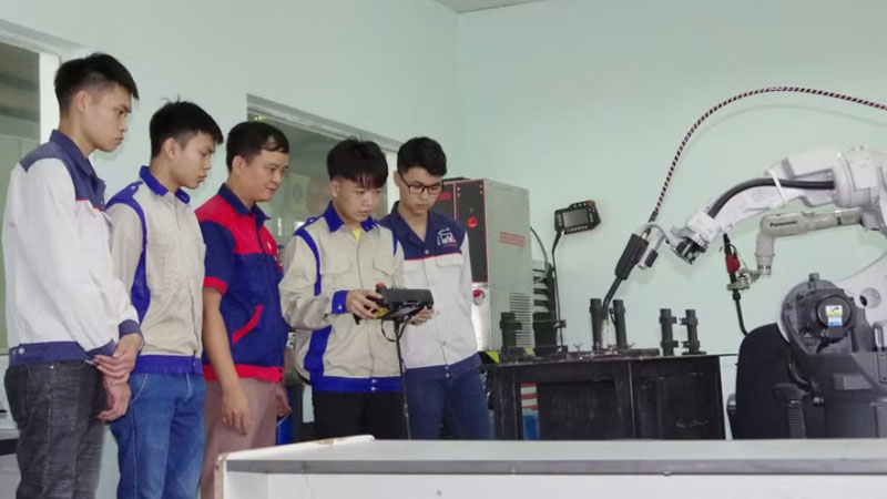 Giáo dục nghề nghiệp đổi mới, đáp ứng nhu cầu nhân lực