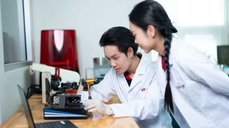 STEM trỗi dậy, ngành hot khối xã hội hạ nhiệt