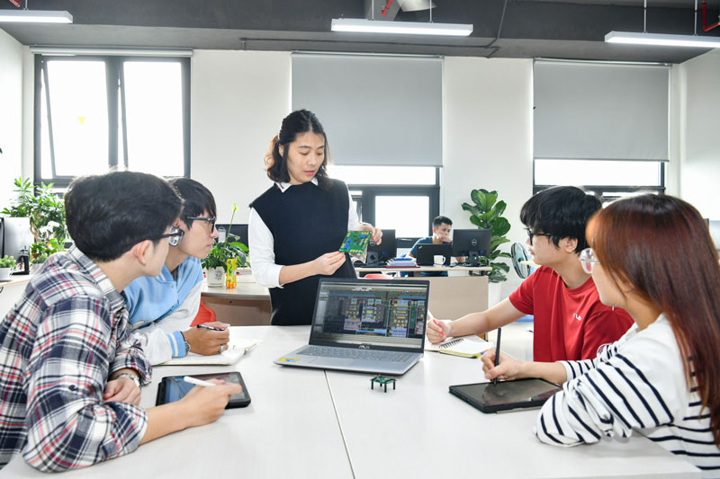 Ngành bán dẫn: Câu chuyện về đào tạo tinh hoa