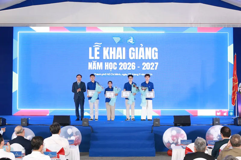 Thủ khoa kép Trường ĐH Bách khoa: Đậu đại học không phải là đích đến, mà là điểm bắt đầu