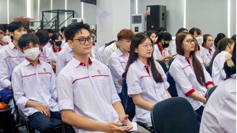 UBND TPHCM tổ chức lại hàng loạt trường cao đẳng